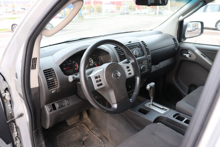 840857-11 NISSAN NAVARA, 2008, 169 hp