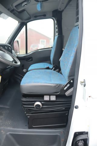 846584-19 IVECO DAILY VAN 2.8 TDi, 2003, 143 hp