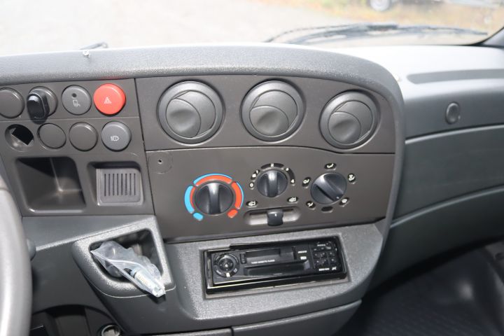 846584-22 IVECO DAILY VAN 2.8 TDi, 2003, 143 hp