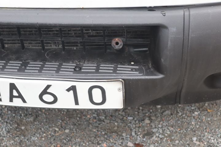846584-8 IVECO DAILY VAN 2.8 TDi, 2003, 143 hp