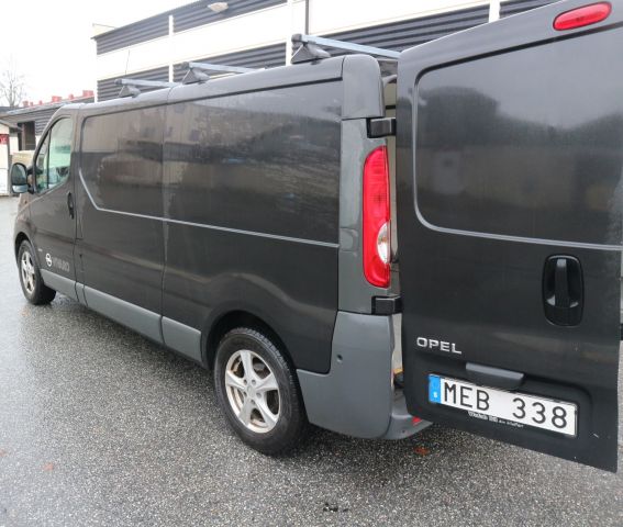 847163-8 OPEL VIVARO, 2011, 113 hp