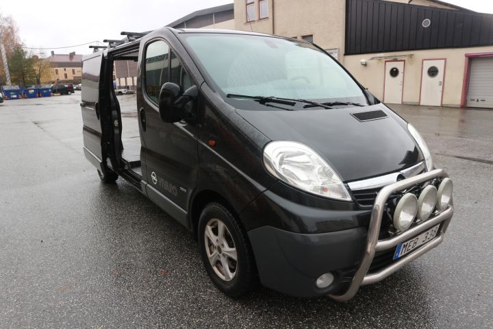 847163-5 OPEL VIVARO, 2011, 113 hp