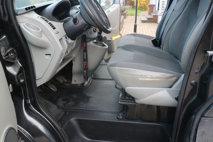 847163-22 OPEL VIVARO, 2011, 113 hp