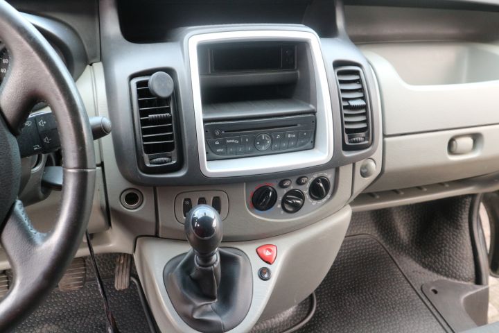 847163-26 OPEL VIVARO, 2011, 113 hp