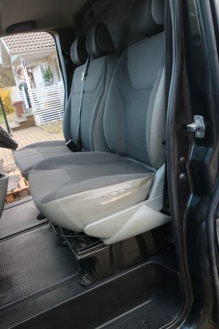 847163-27 OPEL VIVARO, 2011, 113 hp