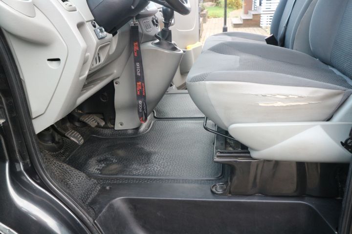 847163-29 OPEL VIVARO, 2011, 113 hp