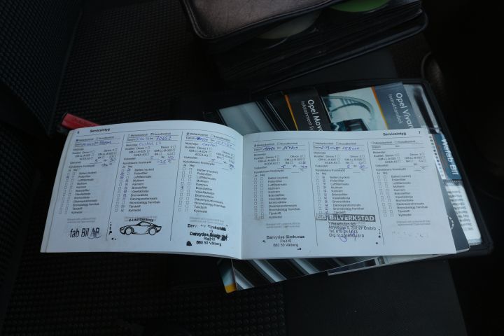 847163-35 OPEL VIVARO, 2011, 113 hp