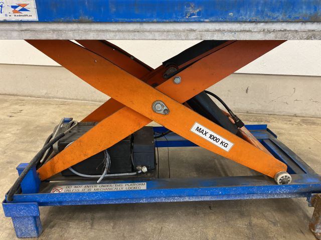 845747-4 Scissor lift table Edmolift CL 1000