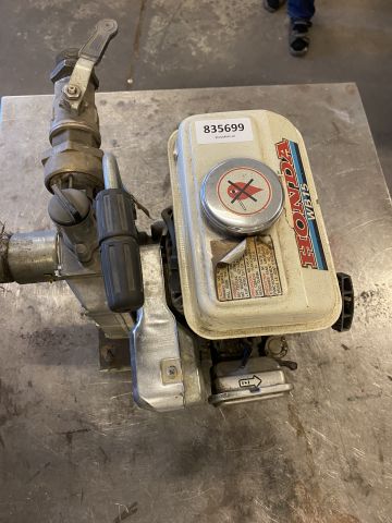 835699-2 Petrol-powered Water Pump Honda WB15