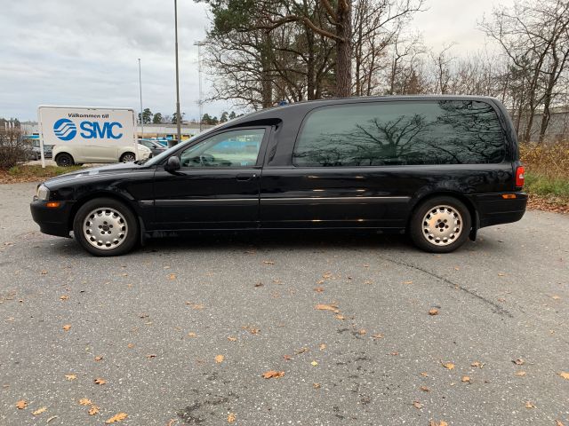847239-4 Volvo S80 Funeral car -02 XMA470