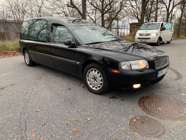 847239-9 Volvo S80 Funeral car -02 XMA470