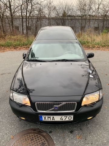 847239-10 Volvo S80 Funeral car -02 XMA470