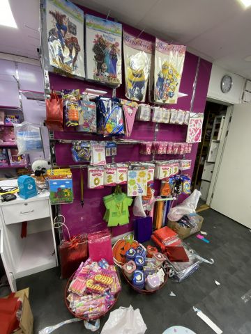 805988-13 Shop fittings, wall shelves, about 35 sections