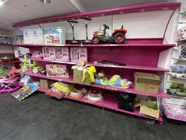 805988-15 Shop fittings, wall shelves, about 35 sections