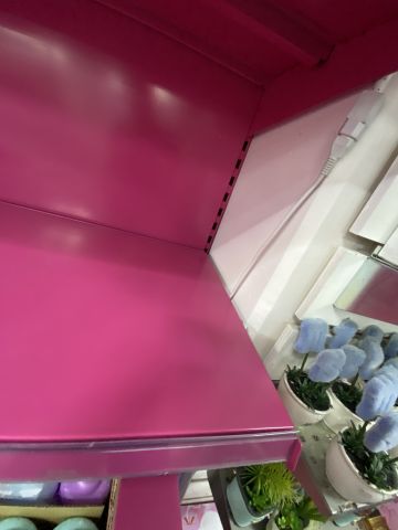 805988-17 Shop fittings, wall shelves, about 35 sections