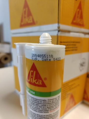 825833-6 70 Stycken tuber Latexfog Sika Sikacryl vit 300ml