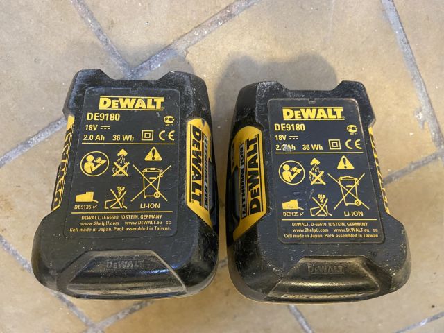 827973-10 DeWalt power tools, 7 pieces