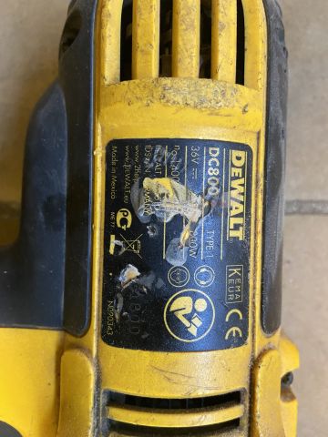 827973-22 DeWalt power tools, 7 pieces