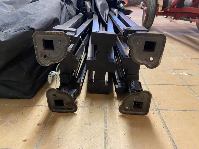 827980-3 Tent, two pieces