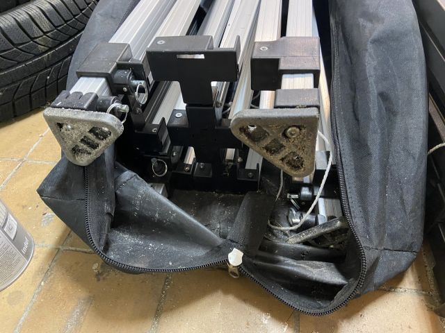 827980-4 Tent, two pieces