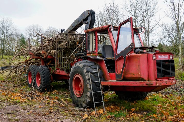 849431-1 Kockums forwarder with grip