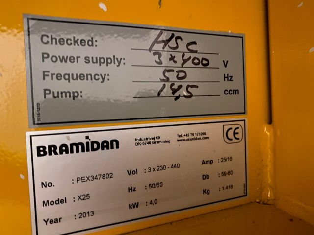 849434-7 Balpress / Cardboard press Bramidan X25