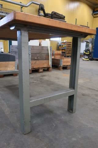 833317-4 Workbench