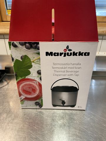 828023-25 Coffee machine kettle thermos etc.