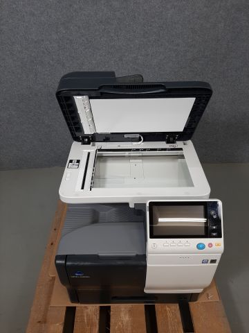 746485-2 Laser Printer - Konica Minolta - Bizhub C3351