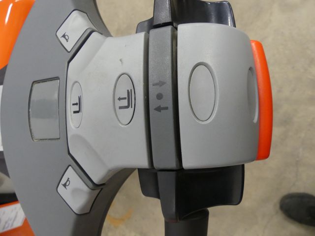 836199-11 Electric industrial truck BT HWE 100