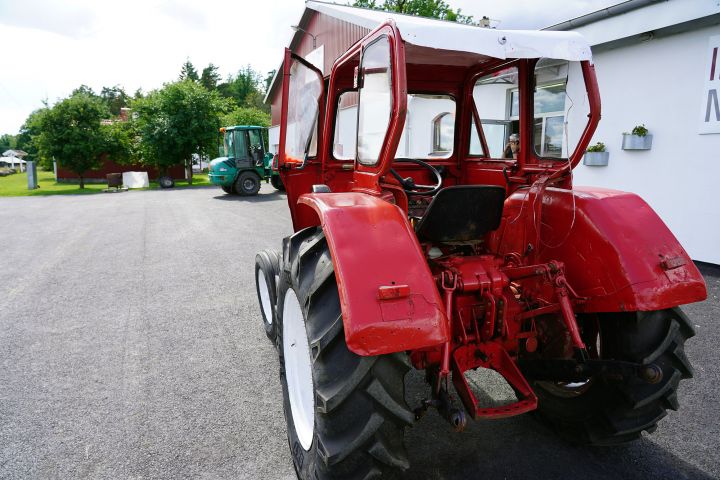 835749-3 ZETOR 4011 / VMB