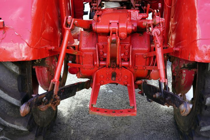 835749-4 ZETOR 4011 / VMB