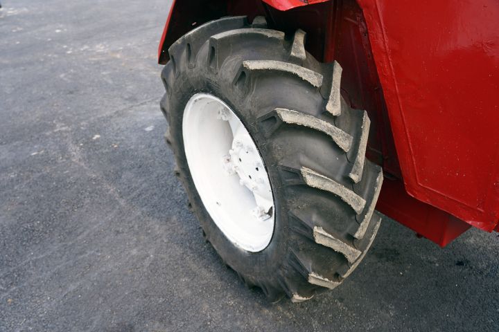 835749-10 ZETOR 4011 / VMB