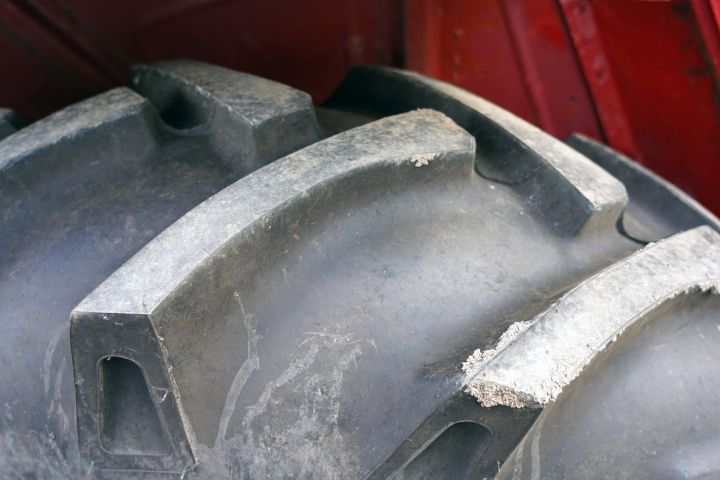 835749-11 ZETOR 4011 / VMB