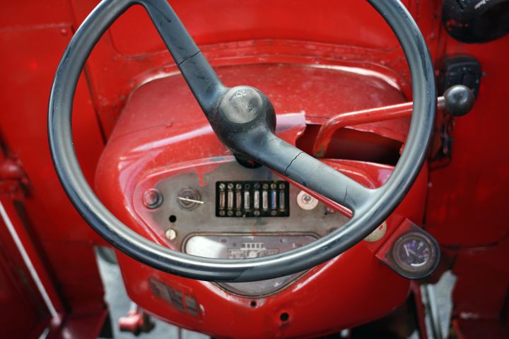 835749-12 ZETOR 4011 / VMB