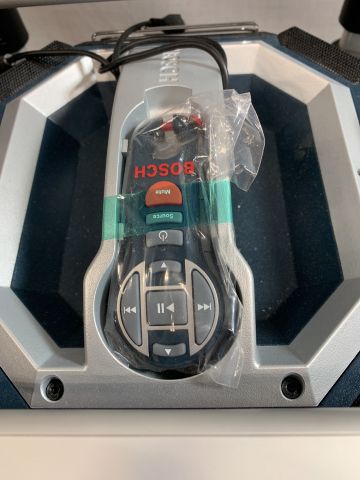 849965-4 Radio Charger Bosch GML 50 UNI POWER BOX