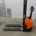 836199-17 Electric industrial truck BT HWE 100