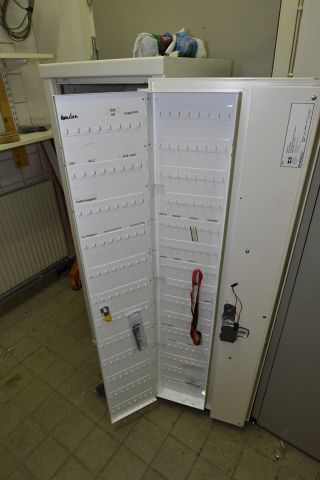 850062-9 Safety cabinet / weapon cabinet