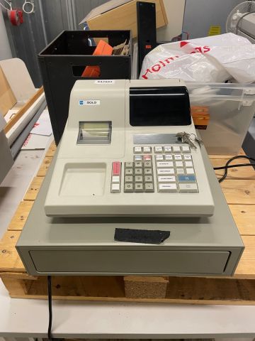847941-1 Checkout system JCM Gold G-215
