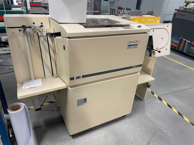 847986-2 Hole punch James Burn Alphadoc Lhermite P33