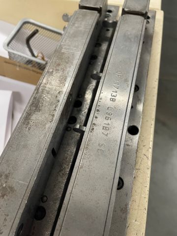 847986-11 Hole punch James Burn Alphadoc Lhermite P33