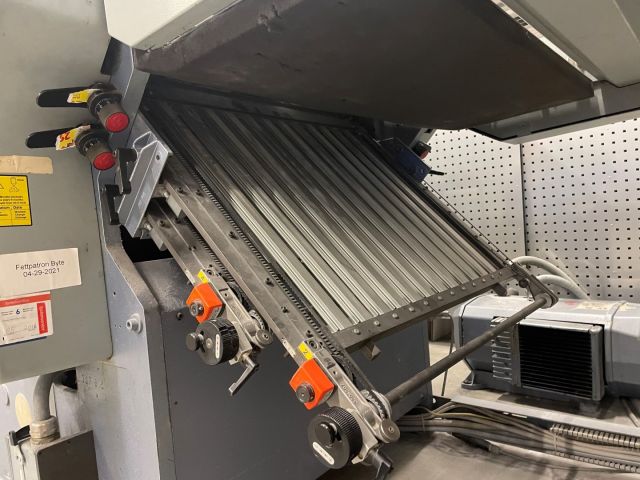 848046-13 Stahl Heidelberg folding machine