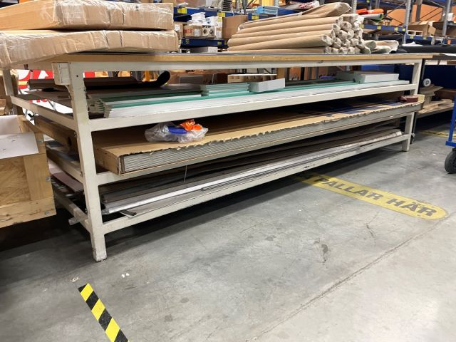 848067-6 Work table / Cutting table