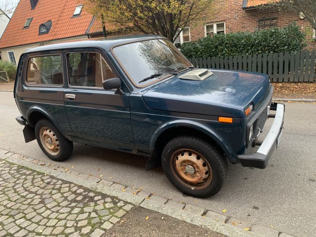 827655-8 LADA NIVA 21214-1,7I, 1997, 79 hk