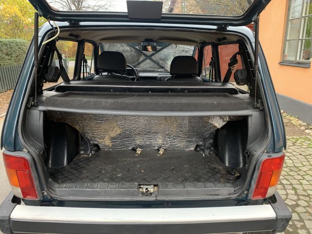 827655-19 LADA NIVA 21214-1,7I, 1997, 79 hk