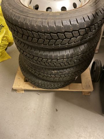 827655-24 LADA NIVA 21214-1,7I, 1997, 79 hk