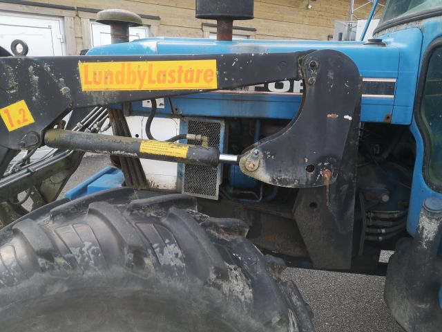 850620-22 Tractor Ford 6610 / ii 4wd Mustang 1987