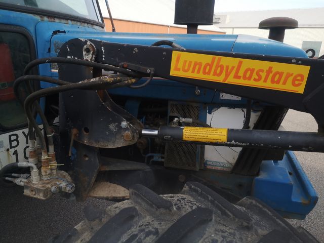 850620-25 Tractor Ford 6610 / ii 4wd Mustang 1987
