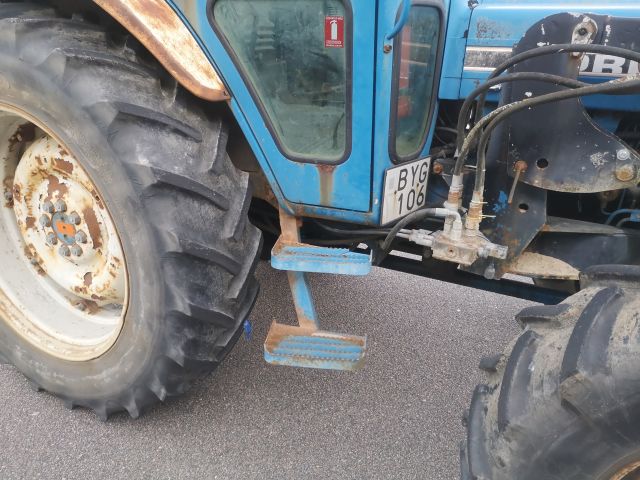 850620-27 Tractor Ford 6610 / ii 4wd Mustang 1987