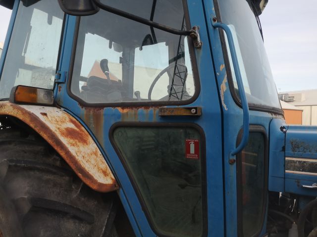 850620-28 Tractor Ford 6610 / ii 4wd Mustang 1987